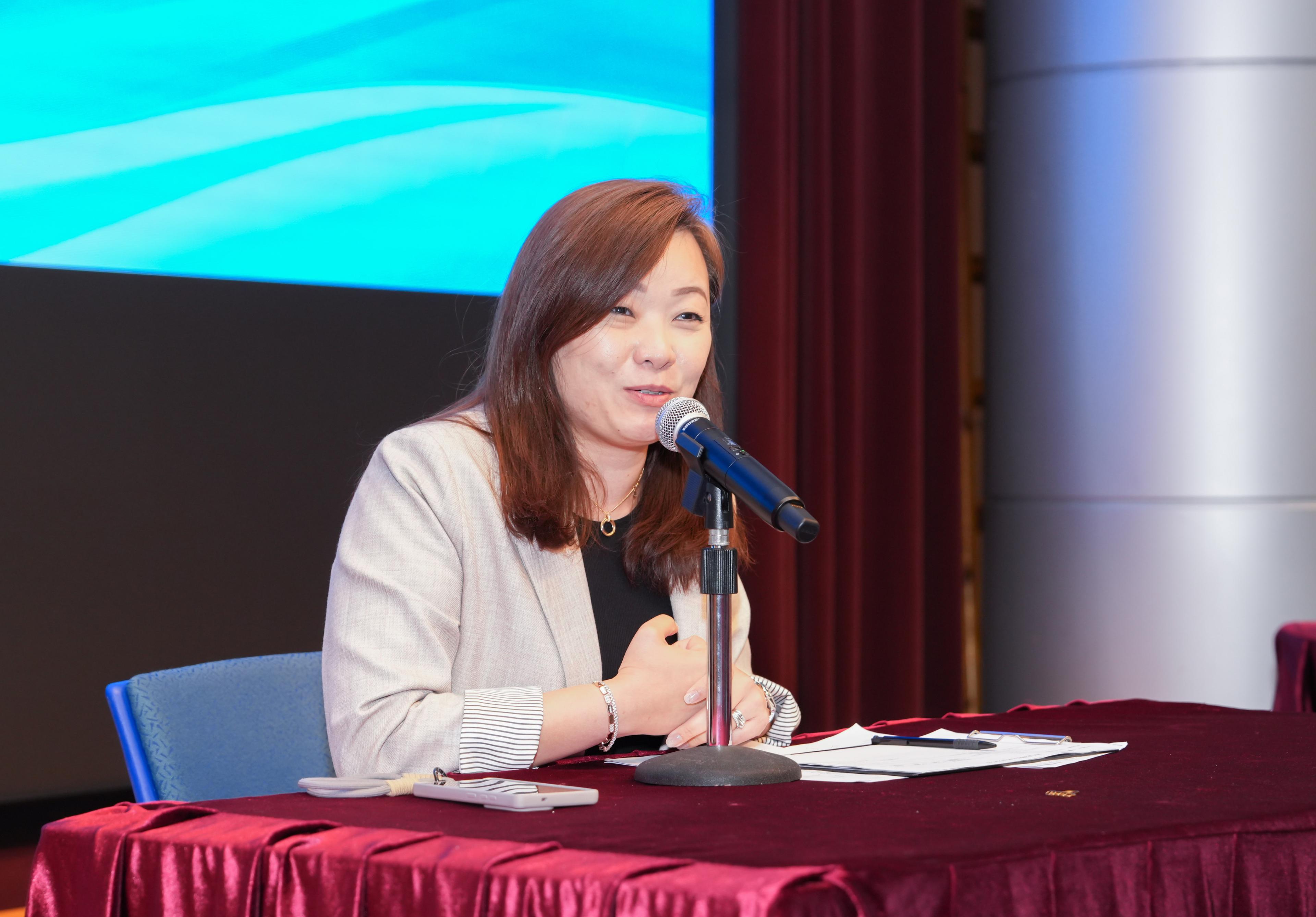 吳靄琳助理教授